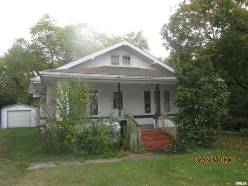 811 2nd St, Gillespie, IL, 62033-2021 | Card Image