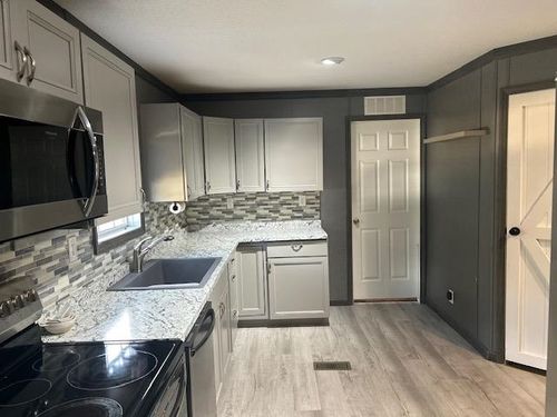 207 Navajo St, SATSUMA, FL, 32189-3087 | Card Image