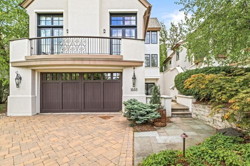 1660 Carriage Path, Golden Valley, MN, 55422-4194 | Card Image