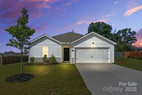 130 St James Way, Sanford, NC, 27332-6920 | Card Image