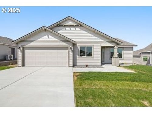 204 Tiber St, Boardman, OR, 97818-1407 | Card Image