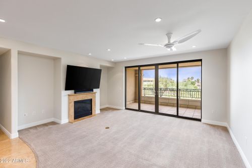 307-7175 E Camelback Rd, Scottsdale, AZ, 85251-1201 | Card Image