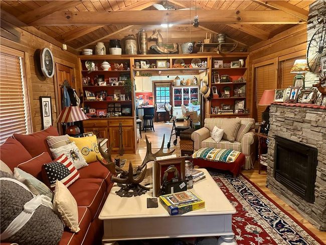 226 Hawk Hill Ln, House other with 3 bedrooms, 3 bathrooms and null parking in Lakemont GA | Image 4