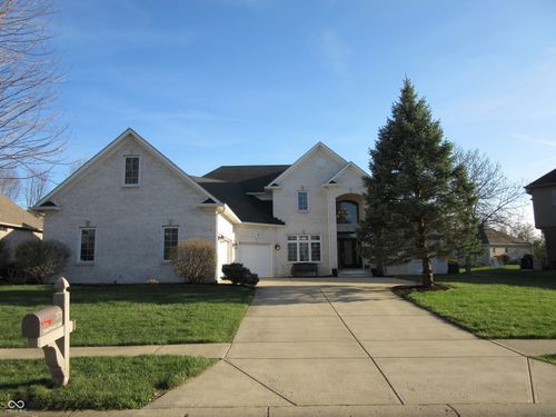 373 Southwind Ln, Greenwood, IN, 46142-9159 | Card Image