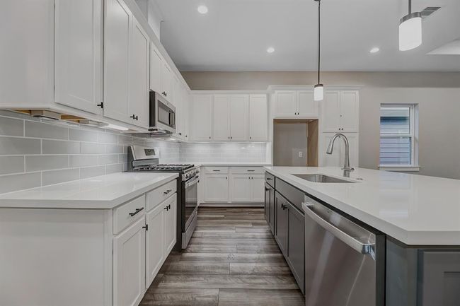 46 Dobbs View Ln, House other with 3 bedrooms, 3 bathrooms and 2 parking in Spring TX | Image 16
