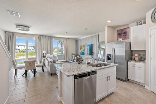 5646 Enclave Dr, Mangonia Park, FL, 33407-2121 | Card Image