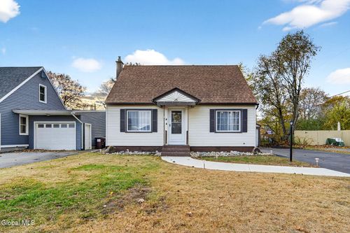 4 Old Fort Ave, Rotterdam, NY, 12306-1122 | Card Image