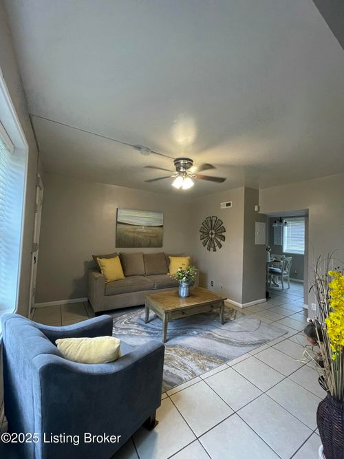 1802 La Salle Pl, Louisville, KY, 40210-5369 | Card Image