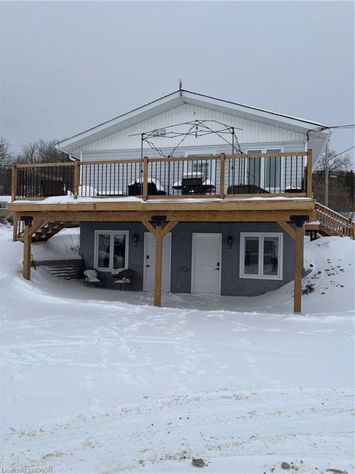 22 Beach Blvd, New Liskeard, ON, P0J1P0 | Card Image