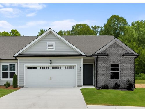 466 Double Play Dr, Chattanooga, TN, 37421-1640 | Card Image