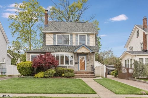 1046 Lorraine Ave, Union, NJ, 07083-7007 | Card Image