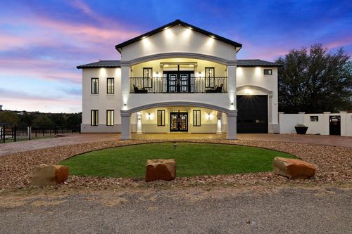 129 Cedar Dr, Horseshoe Bay, TX, 78657-7105 | Card Image