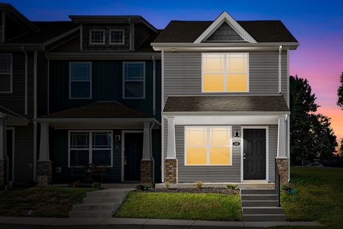 100 Davis Ridge Ln, Clarksville, TN, 37040-2071 | Card Image