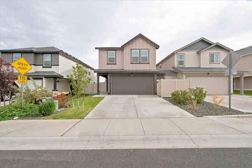 725 S Yolo Pl, Kennewick, WA, 99336-5794 | Card Image
