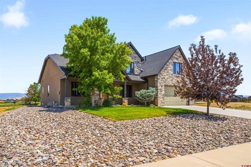 2211 Fellows Dr, Montrose, CO, 81401-9069 | Card Image