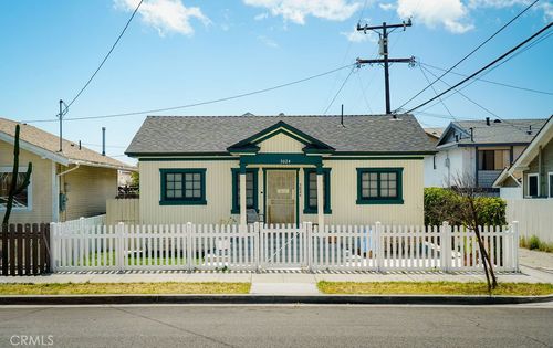 3024 E 17th, Long Beach, CA, 90804 | Card Image