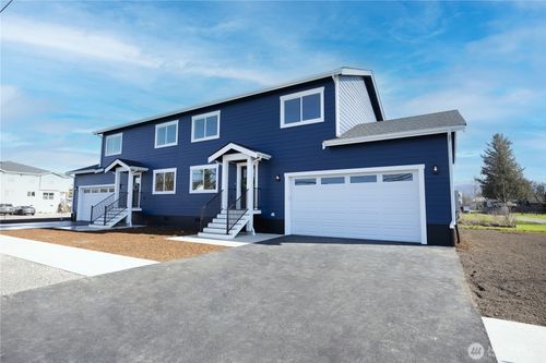 2-1116 Sumas Ave, Sumas, WA, 98295-9663 | Card Image