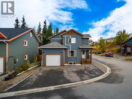 25-19 Wann Rd, Whitehorse, YT, Y1A0K4 | Card Image