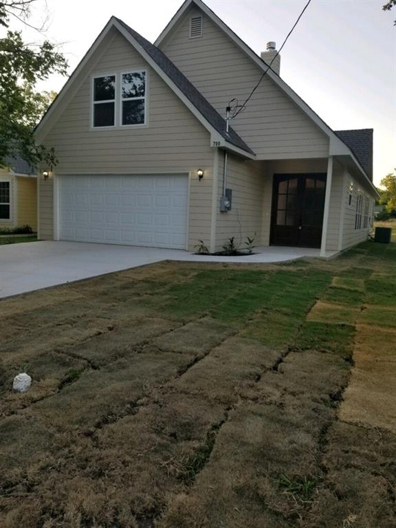 Neal St, Commerce, TX 75428