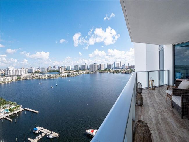 UNIT-2105 - 17111 Biscayne Blvd, Condo with 2 bedrooms, 3 bathrooms and null parking in Aventura FL | Image 14