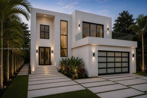 5912 Sw 33rd St, Miami, FL, 33155-4905 | Card Image