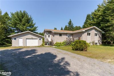 1035 High Falls Rd, House other with 4 bedrooms, 2 bathrooms and 10 parking in Bracebridge ON | Image 1