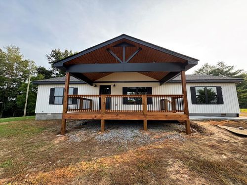 3943 Fykes Grove Rd, Cedar Hill, TN, 37032-5072 | Card Image