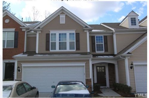 512 Dyersville Dr, Morrisville, NC, 27560-9556 | Card Image