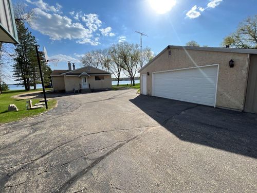 11253 Alcott Dr, Sauk Centre, MN, 56378-4736 | Card Image