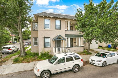 5702 Willow St, New Orleans, LA, 70115-7064 | Card Image