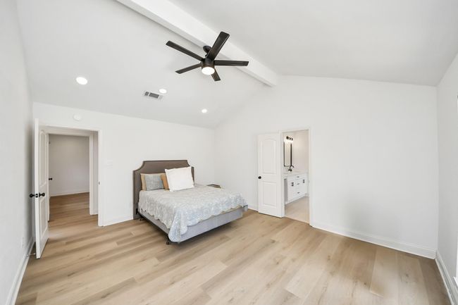Primary bedroom | Image 35