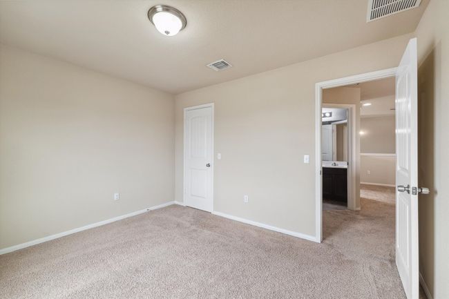 1008 Comal Run, House other with 4 bedrooms, 3 bathrooms and 4 parking in Hutto TX | Image 22