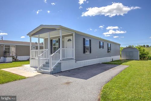 75 Lobin Rd, EAST EARL, PA, 17519-9234 | Card Image
