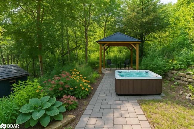 12889 Third Line, House other with 4 bedrooms, 3 bathrooms and 11 parking in Acton ON | Image 34