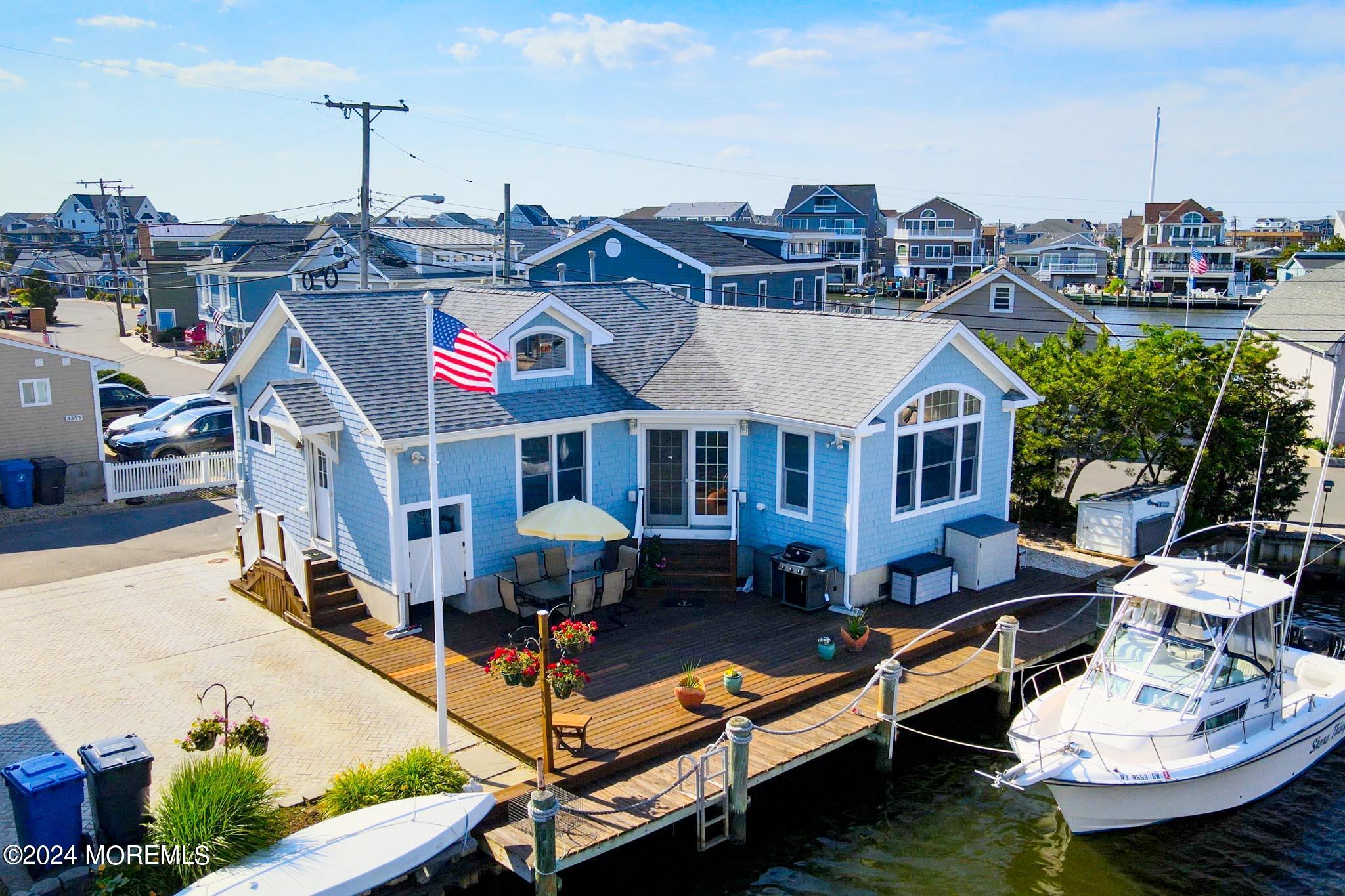 Teal Ln, Lavallette, NJ 08735