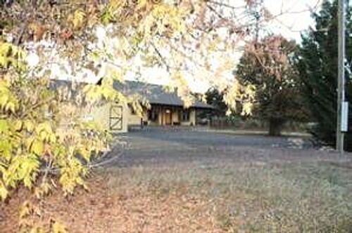 218 Long Branch Rd, Eagle Point, OR, 97524-7844 | Card Image