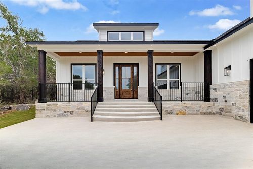 101 Hardie Dr, Marble Falls, TX, 78654-3232 | Card Image