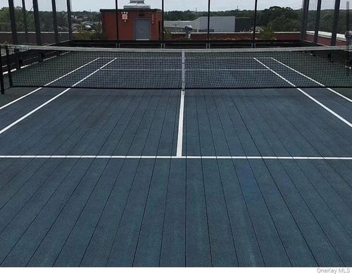 apt-406-12 Brooklyn Ave, Valley Stream, NY, 11581-1286 | Card Image