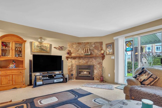 3 - 7560 138 Street, Townhouse with 3 bedrooms, 2 bathrooms and 2 parking in Surrey BC | Image 13