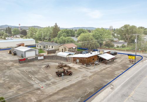 24706 E Wellesley Ave, Otis Orchards, WA, 99027-9709 | Card Image