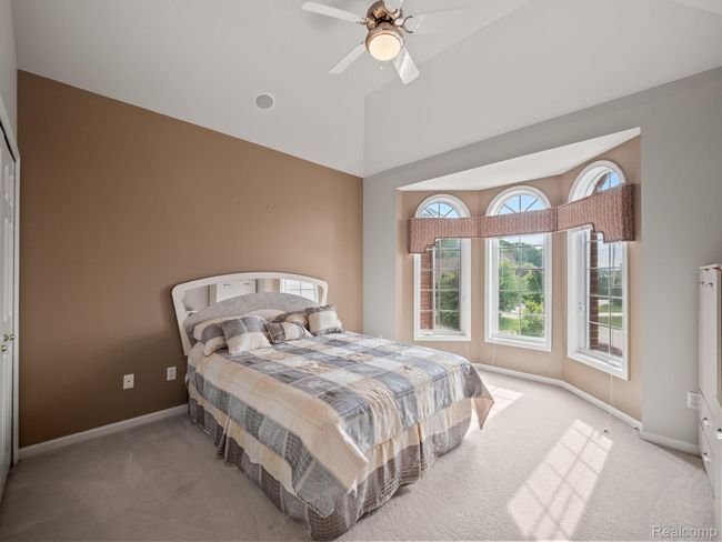 57-web-or-mls-P2222595.jpg | Image 19