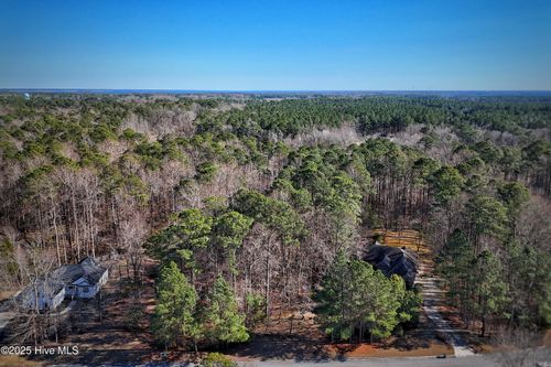 205 Taberna Cir, New Bern, NC, 28562-7039 | Card Image