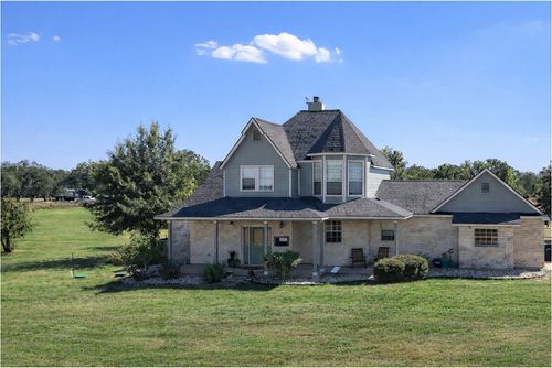 913 County Road 220, Florence, TX, 76527-4342 | Card Image