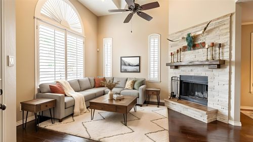 18944 Ravenglen Ct, Dallas, TX, 75287-2776 | Card Image