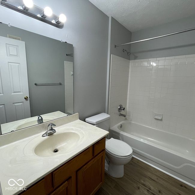 UNIT-101 - 8314 Glenwillow Ln, Condo with 2 bedrooms, 2 bathrooms and null parking in Indianapolis IN | Image 18