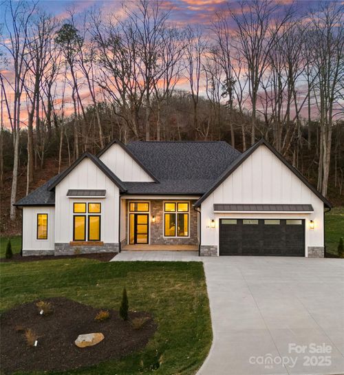 407 Melnick Ter, Asheville, NC, 28803-8806 | Card Image