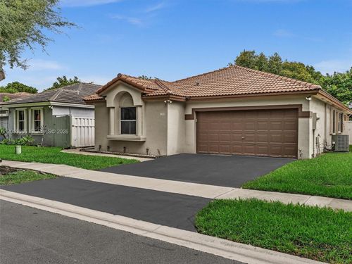 7249 Nw 1st Mnr, Plantation, FL, 33317-2272 | Card Image
