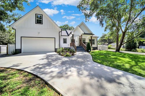 333 Anne Ave, Waxhaw, NC, 28173-8920 | Card Image