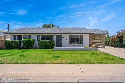 8449 E Roanoke Ave, Scottsdale, AZ, 85257-1836 | Card Image