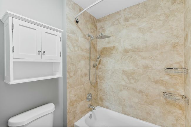 2701 Amherst Ct, Condo with 3 bedrooms, 2 bathrooms and null parking in Boynton Beach FL | Image 18